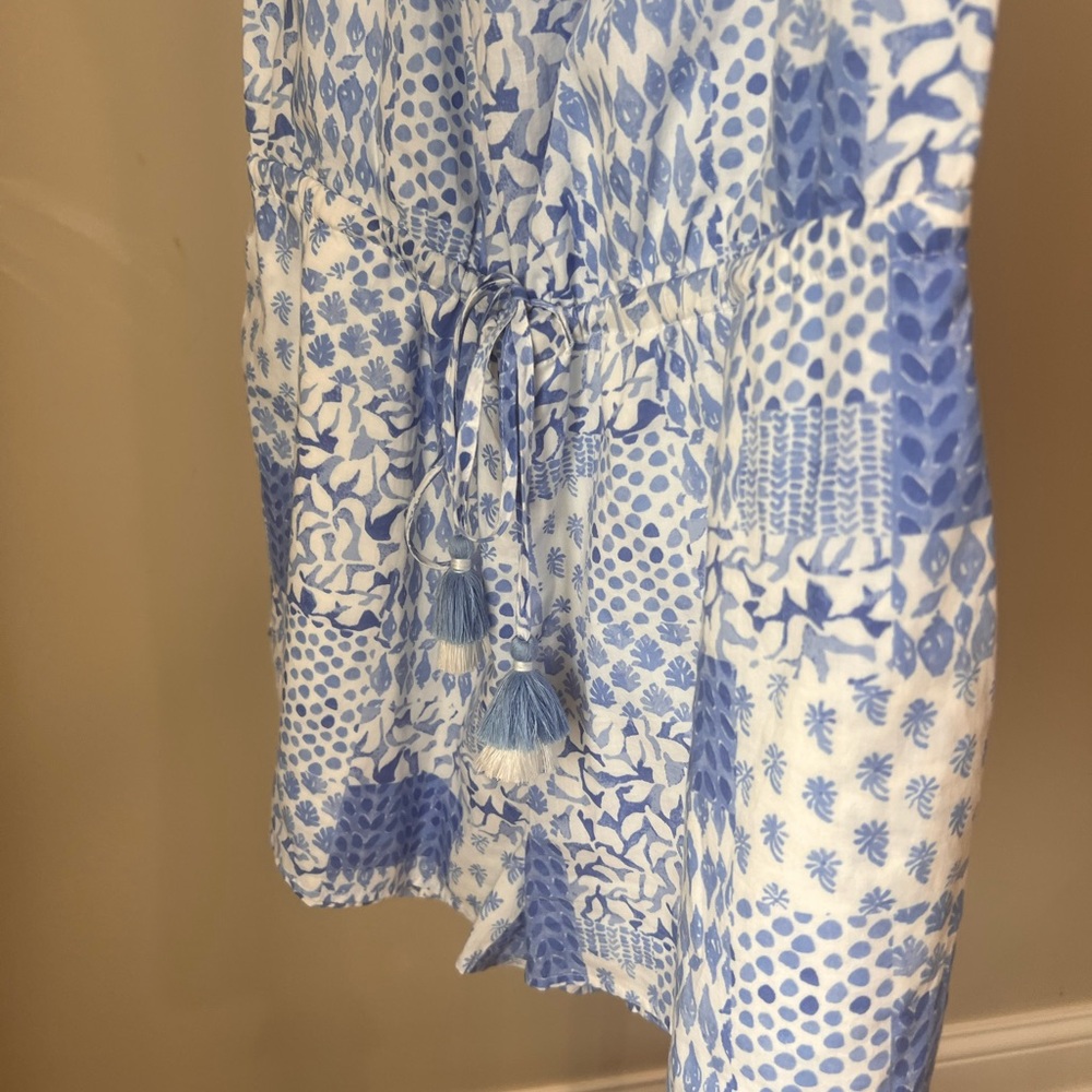 Vineyard Vines Blue and White Patterned romper size XS - Picture 4 of 6